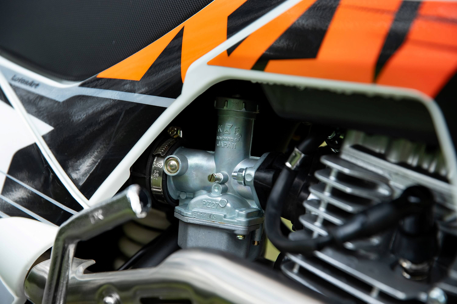 Мотоцикл KAYO K1-J 150 Road (CB150) 19/16 ПТС