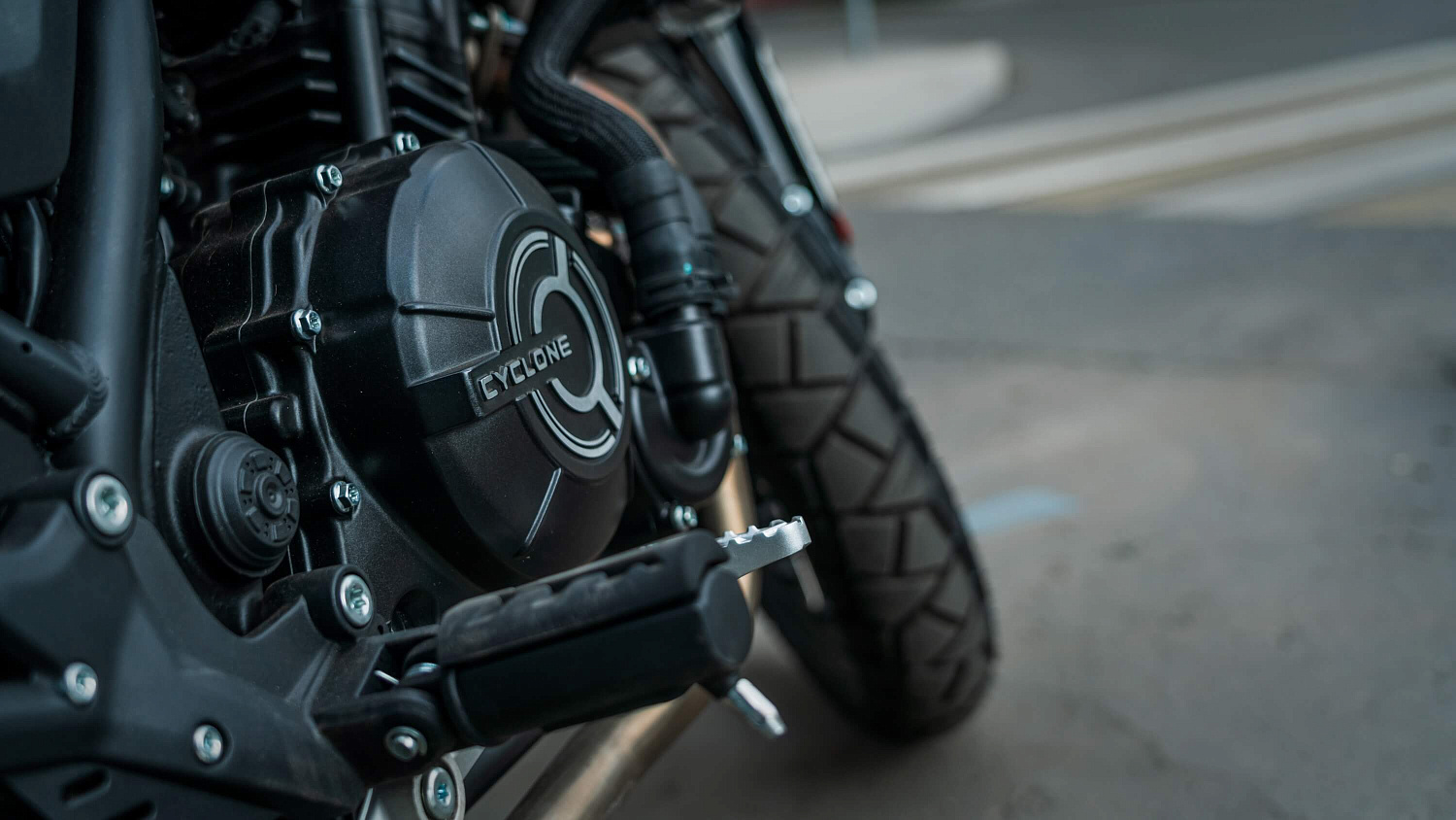 Мотоцикл CYCLONE RE3 Scrambler