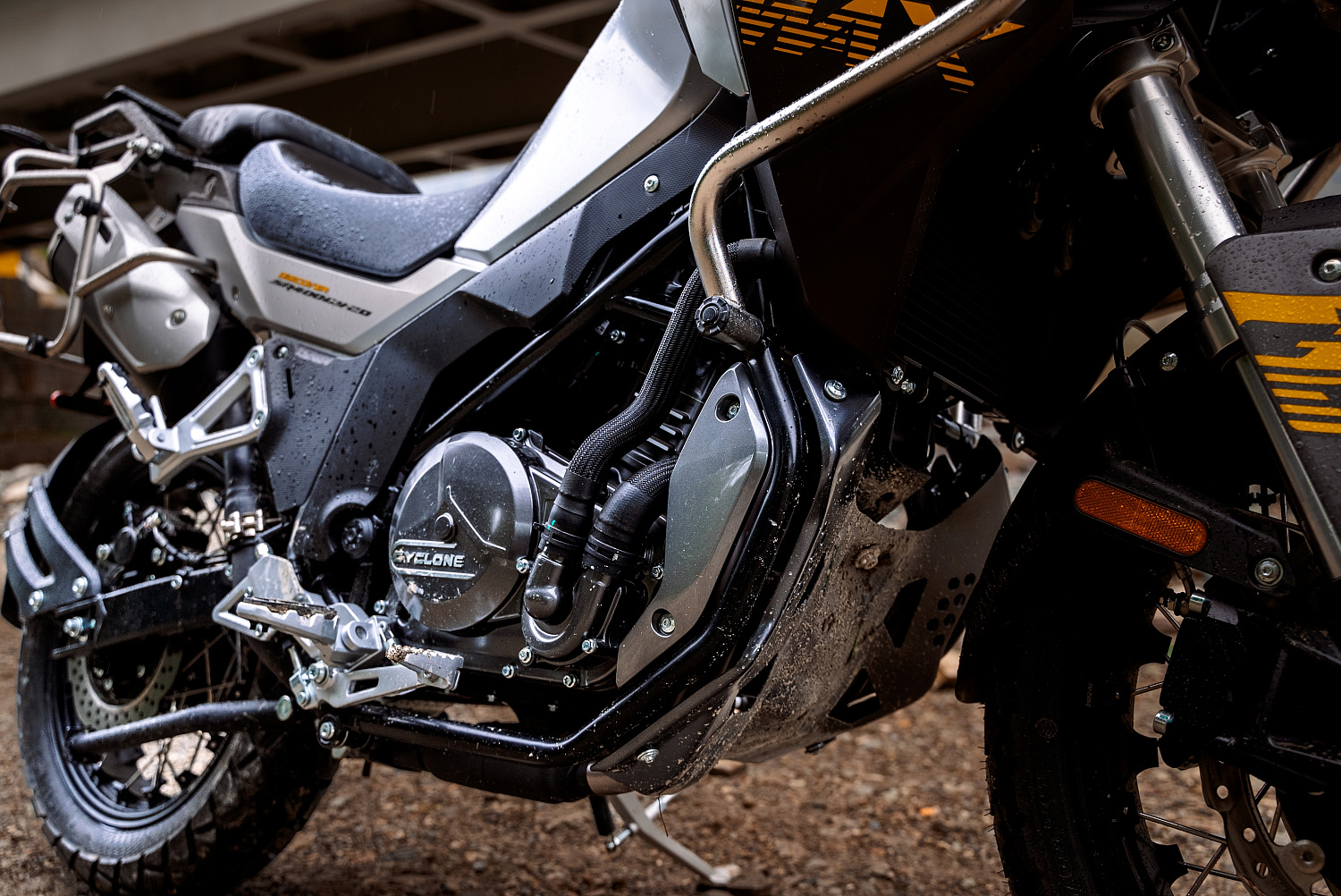 Мотоцикл CYCLONE RX401 (SR400GY-2E)