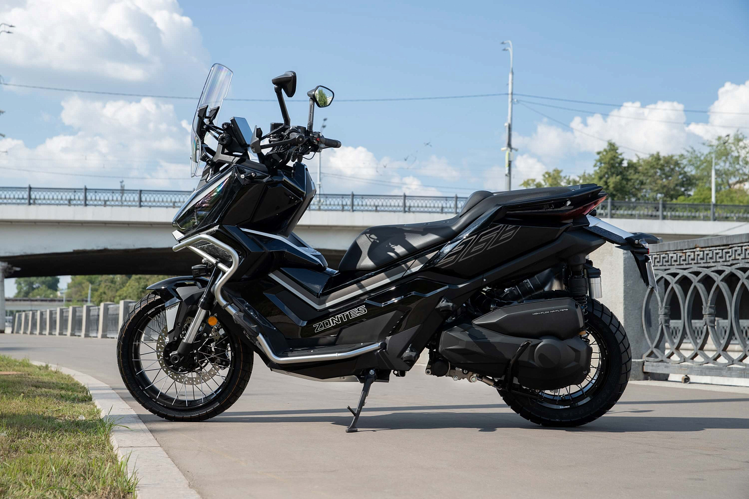 Максискутер ZONTES ZT368-G