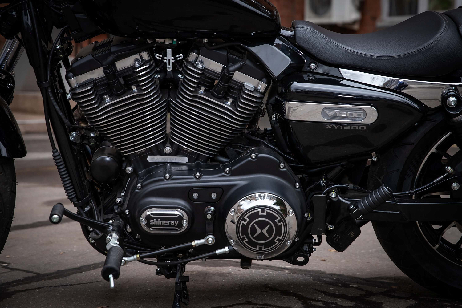 Мотоцикл GROZA V1200