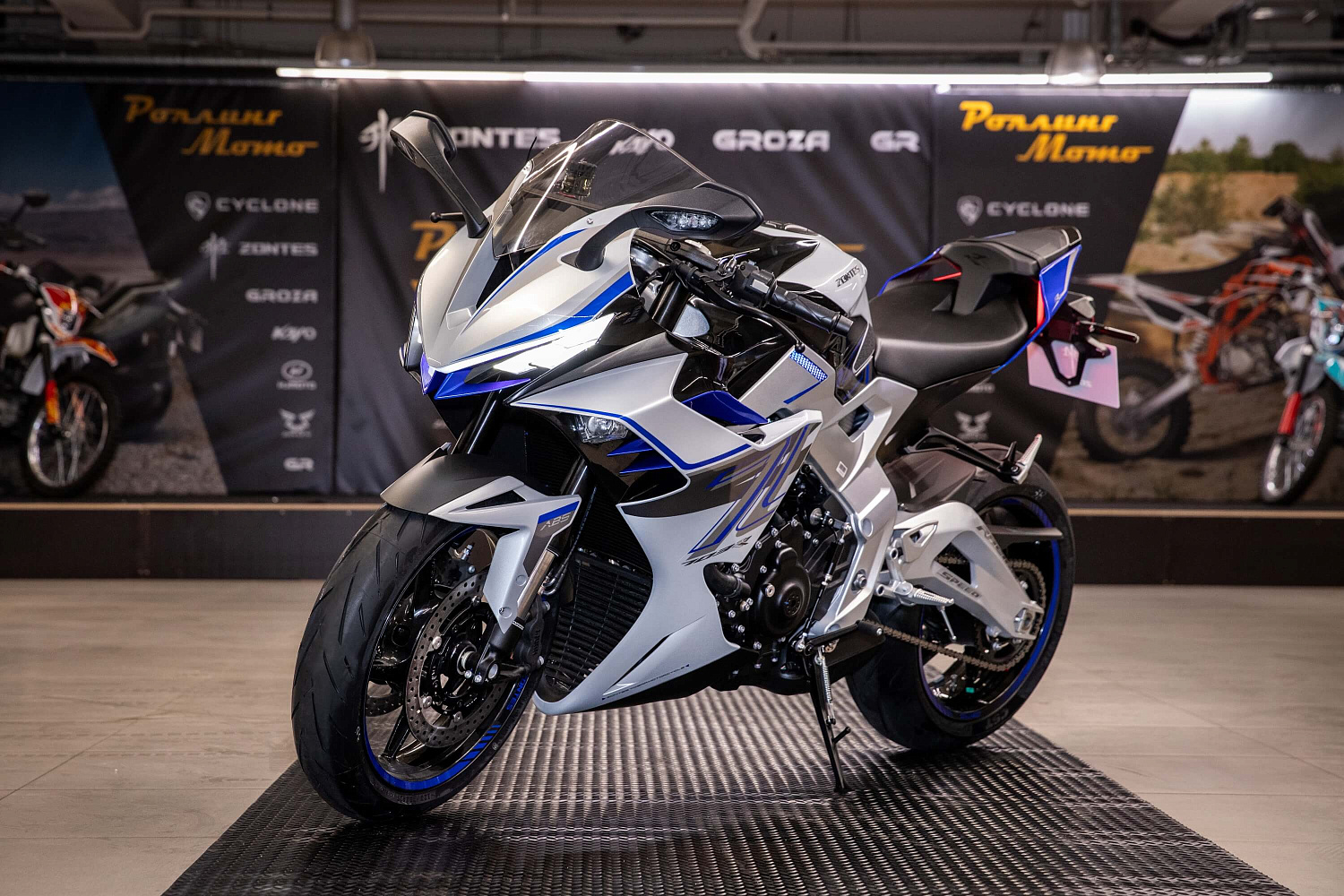 Мотоцикл ZONTES ZT703-RR