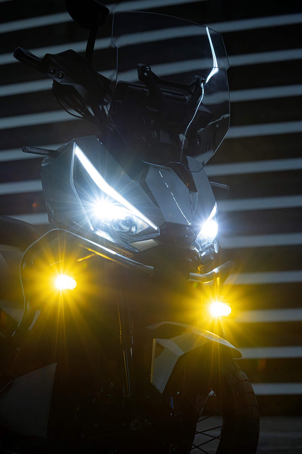 Максискутер ZONTES ZT368-G