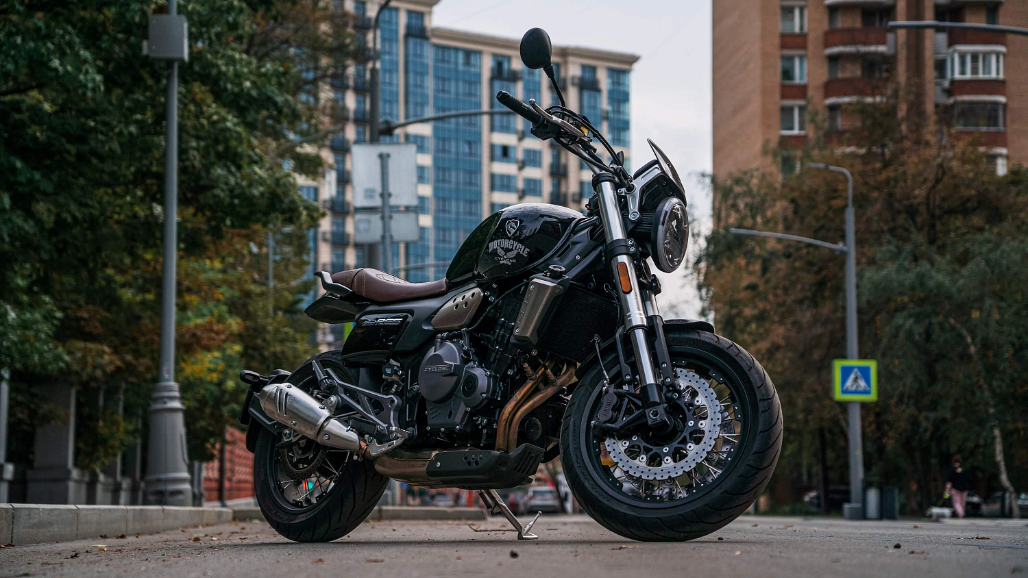 Мотоцикл CYCLONE RE5 (SR600)