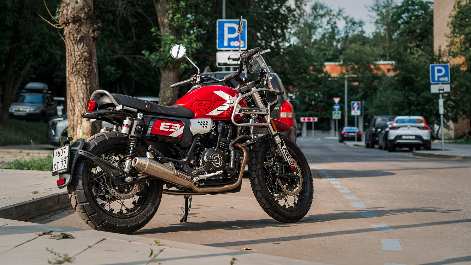 Мотоцикл CYCLONE RE3 Scrambler