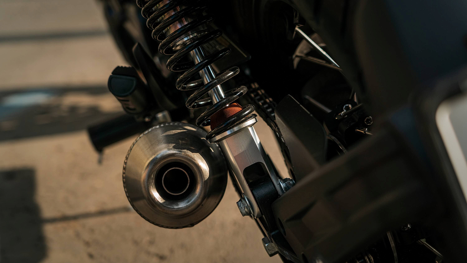 Мотоцикл CYCLONE RE401