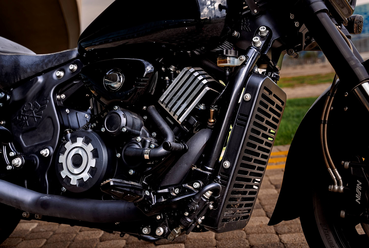 Мотоцикл GROZA YL800