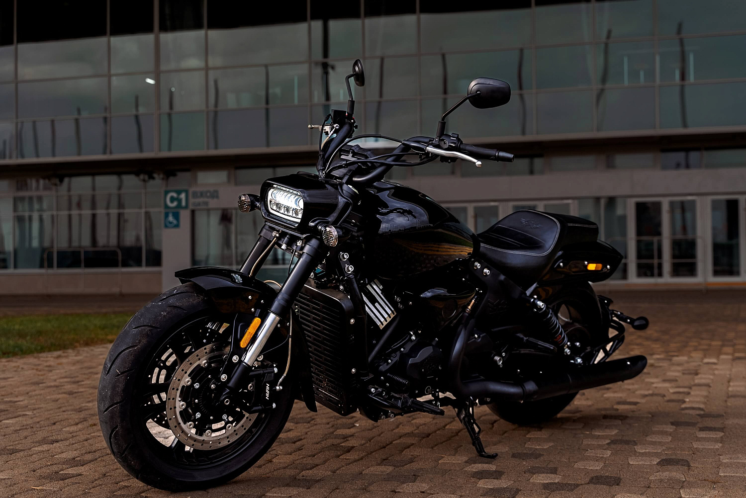 Мотоцикл GROZA YL800