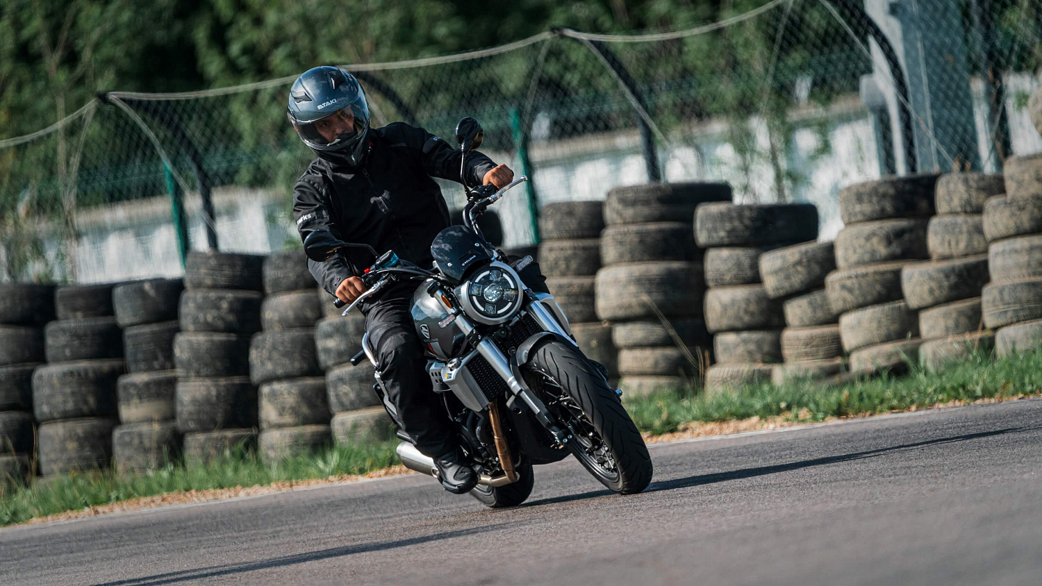 Мотоцикл CYCLONE RE401