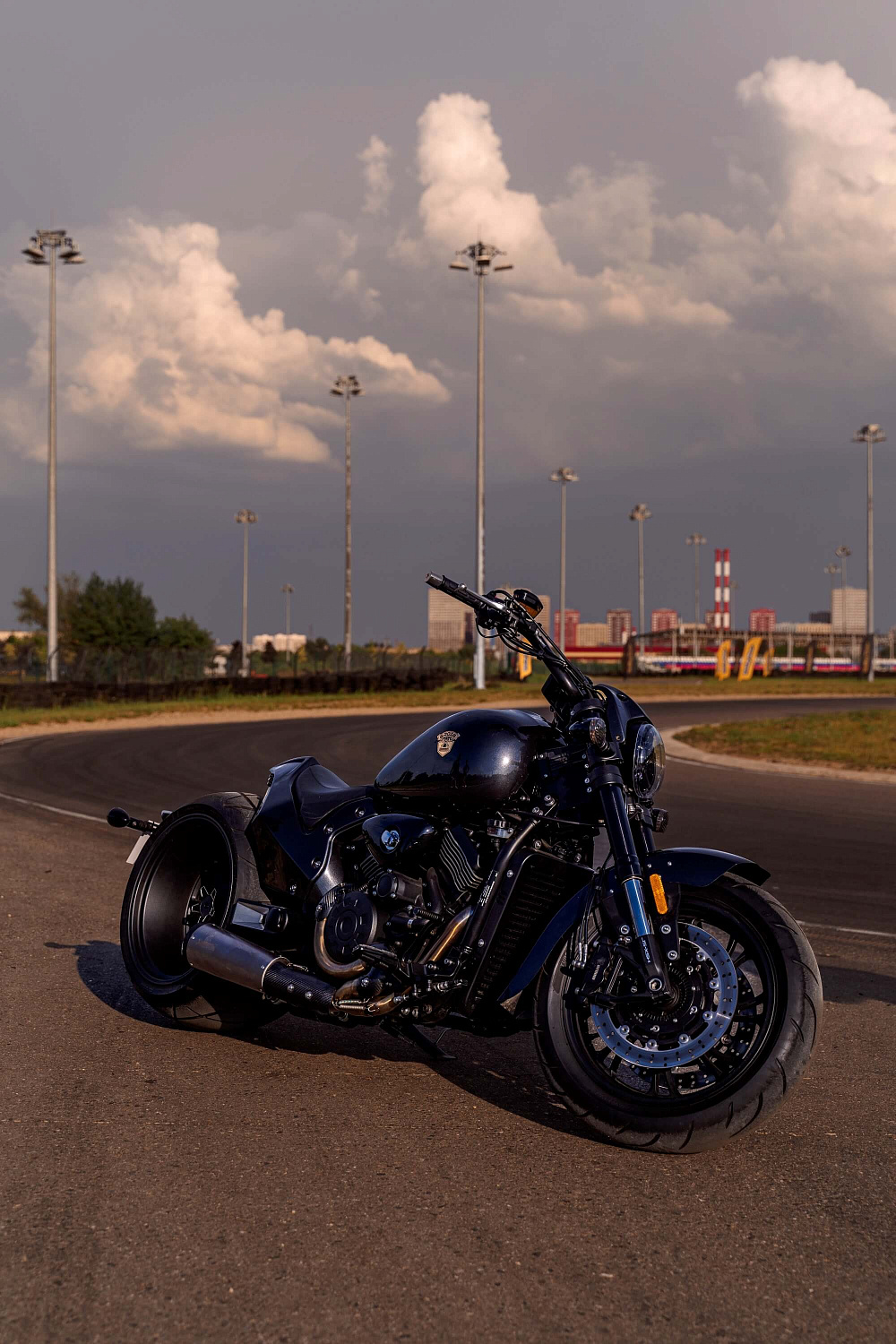 Мотоцикл GROZA Wolverine 800