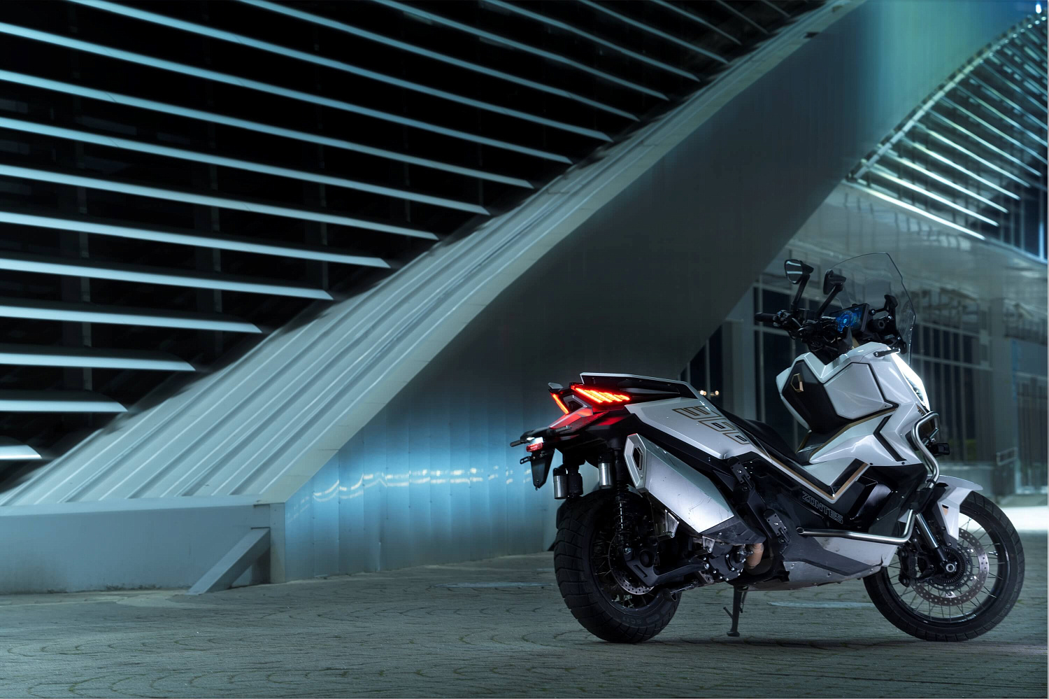 Максискутер ZONTES ZT368-G