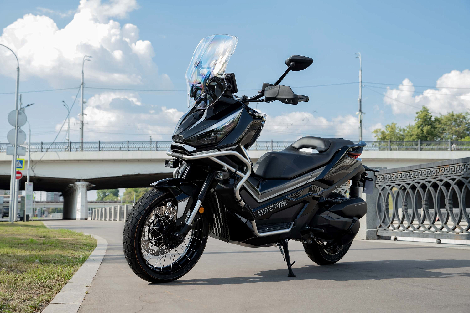 Максискутер ZONTES ZT368-G