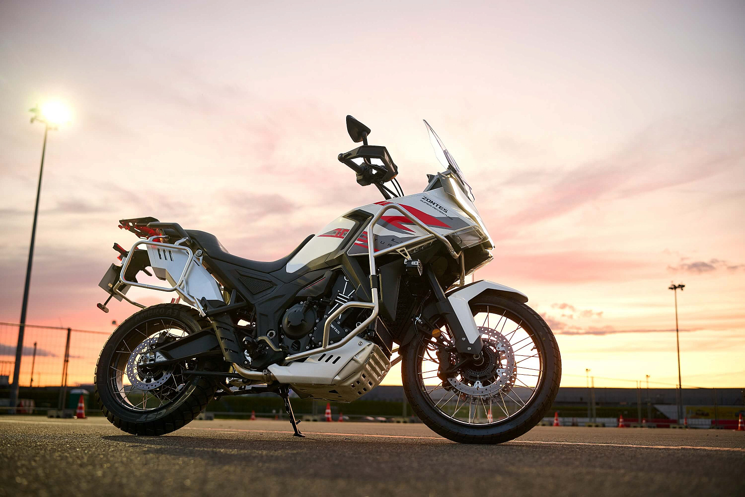 Мотоцикл ZONTES ZT703-F 21/18