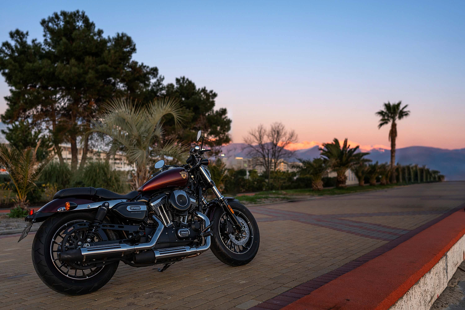 Мотоцикл GROZA V1200