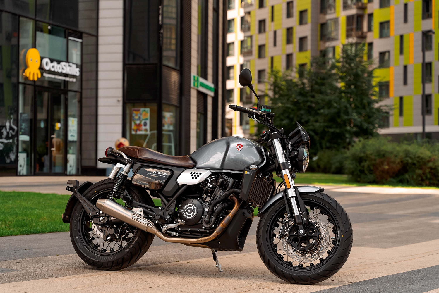 Мотоцикл CYCLONE RE3