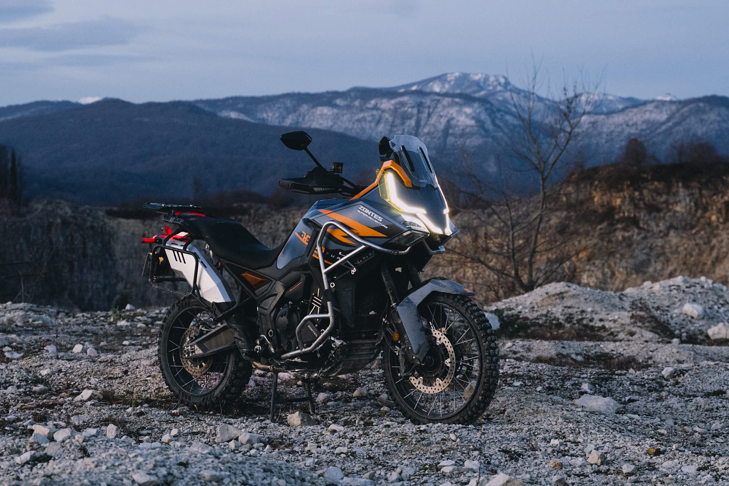 Мотоцикл ZONTES ZT703-F 21/18