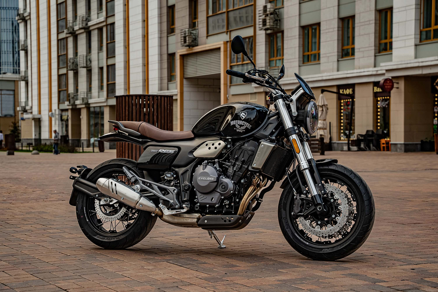 Мотоцикл CYCLONE RE5 (SR600)