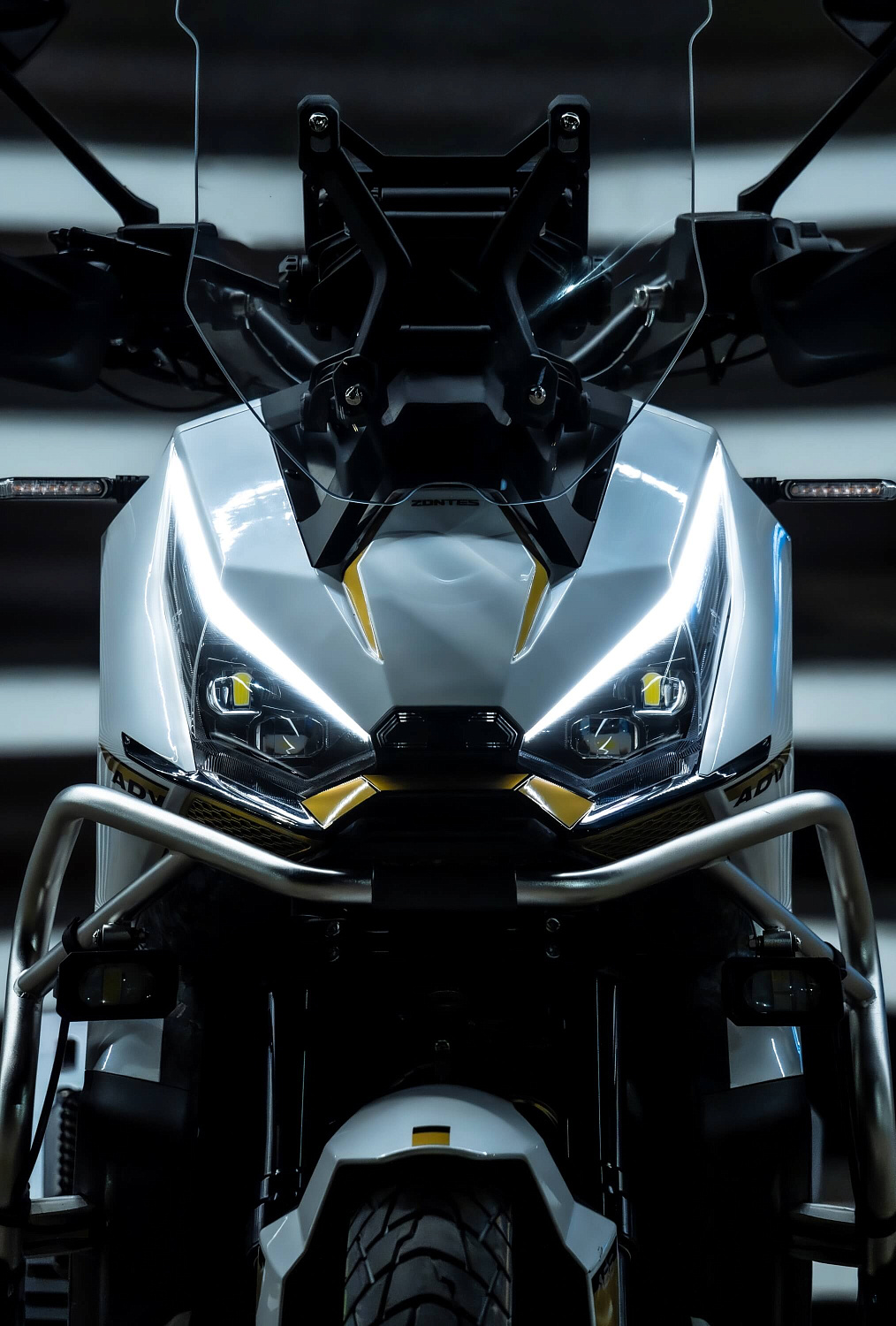 Максискутер ZONTES ZT368-G