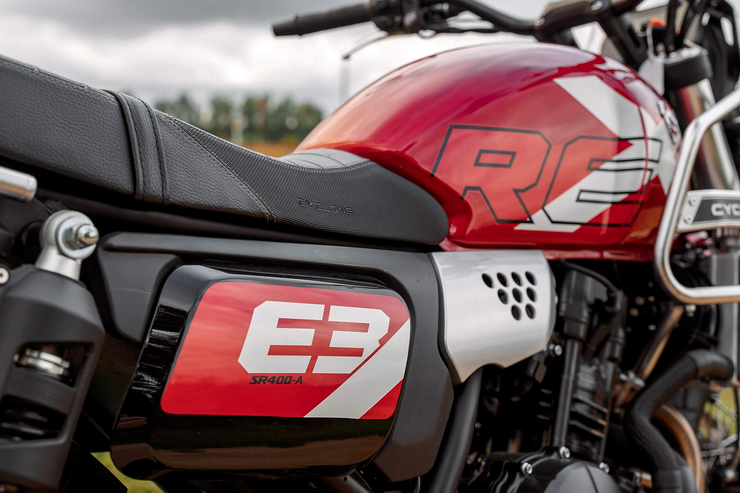 Мотоцикл CYCLONE RE3 Scrambler