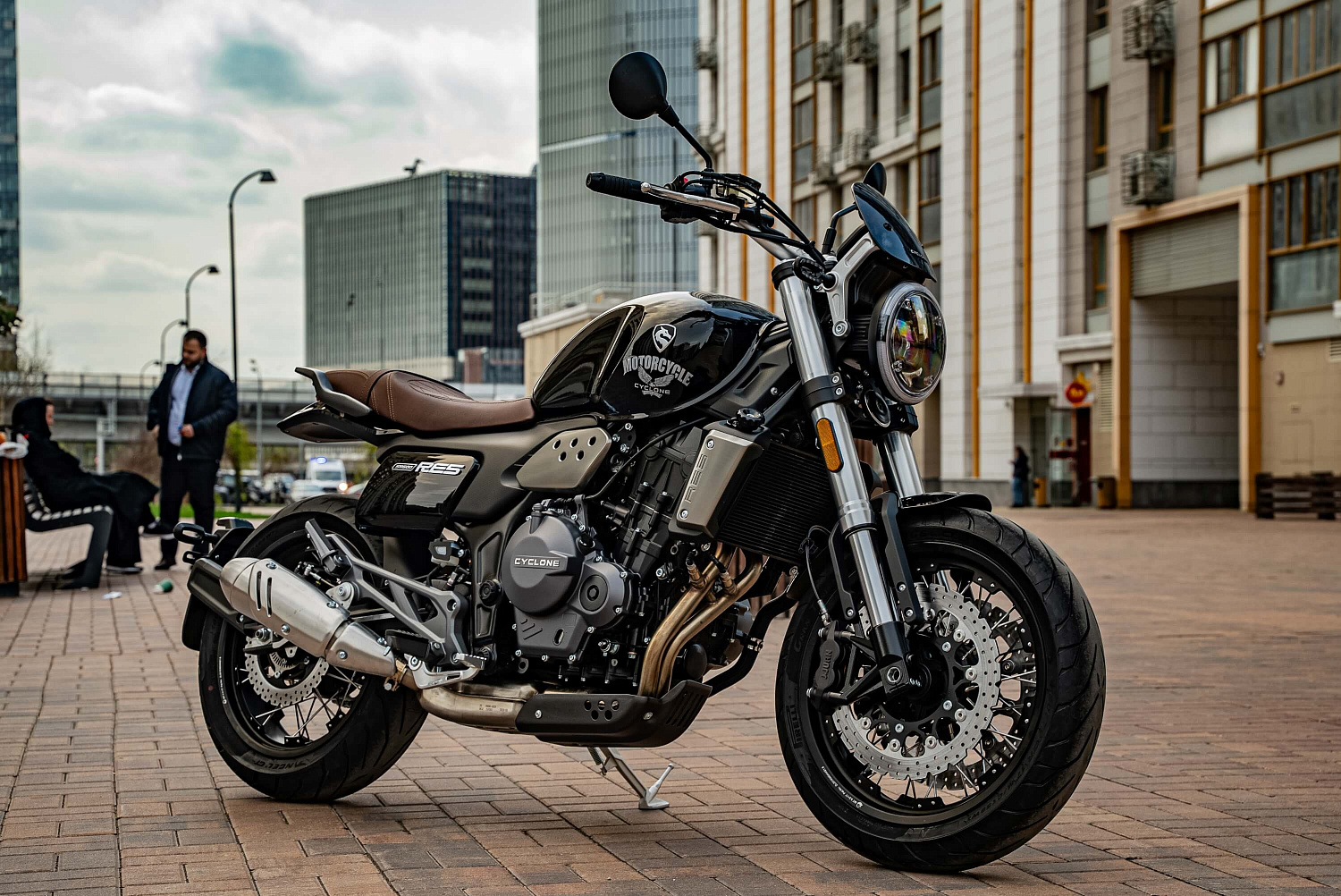 Мотоцикл CYCLONE RE5 (SR600)